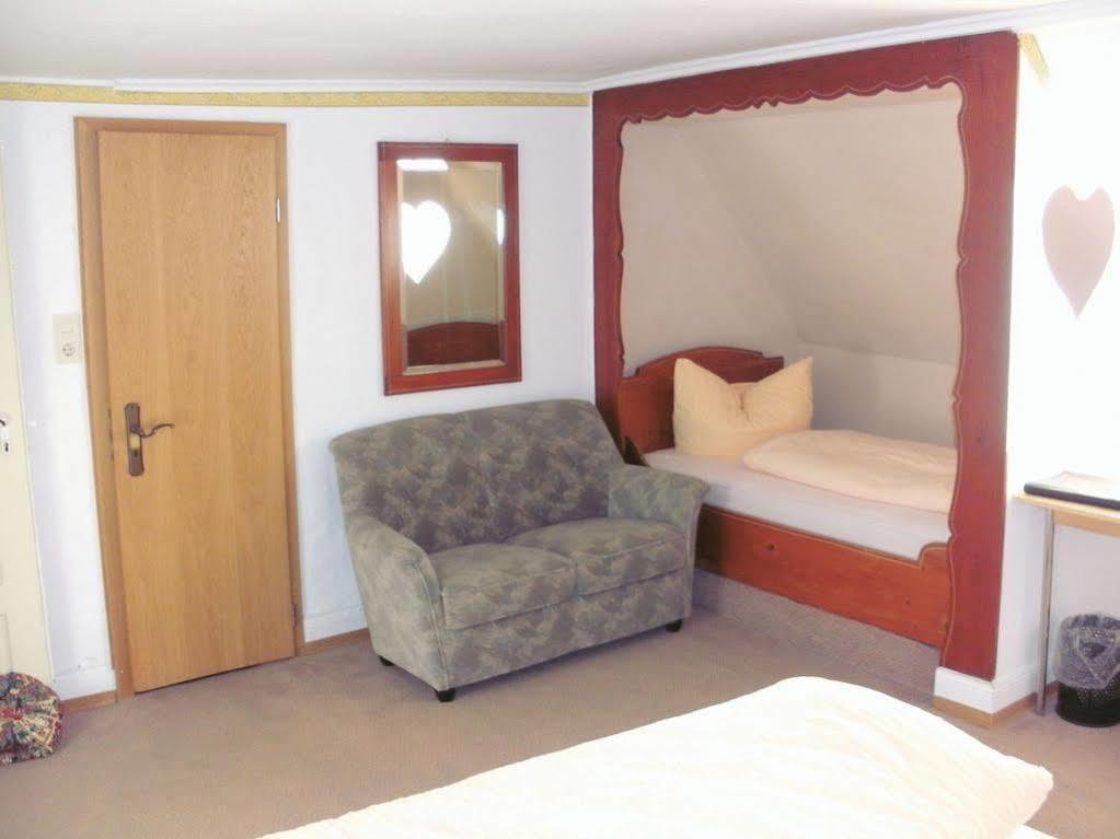 Hotel am Hindenburgplatz Appenweier Buitenkant foto