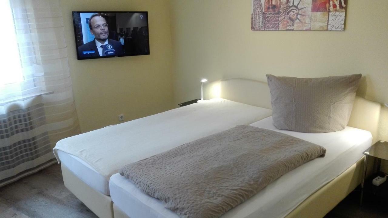 Hotel am Hindenburgplatz Appenweier Buitenkant foto